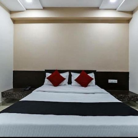 Dwaraka Inn Visakhapatnam Exterior photo